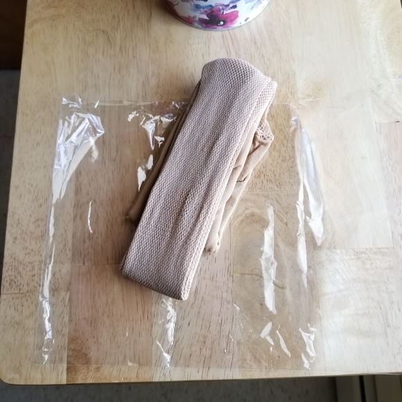 NEW Women's Fishnet Cotton Tights Sz M - Picture 4 of 4